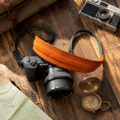 Luxusní kožený popruh MasterShot Traveler pro vášnivé fotografy a cestovatele fotka 1040
